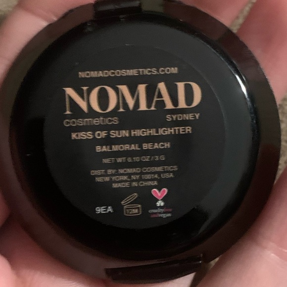 Nomad Kiss of Sun Highlighter - Picture 2 of 2